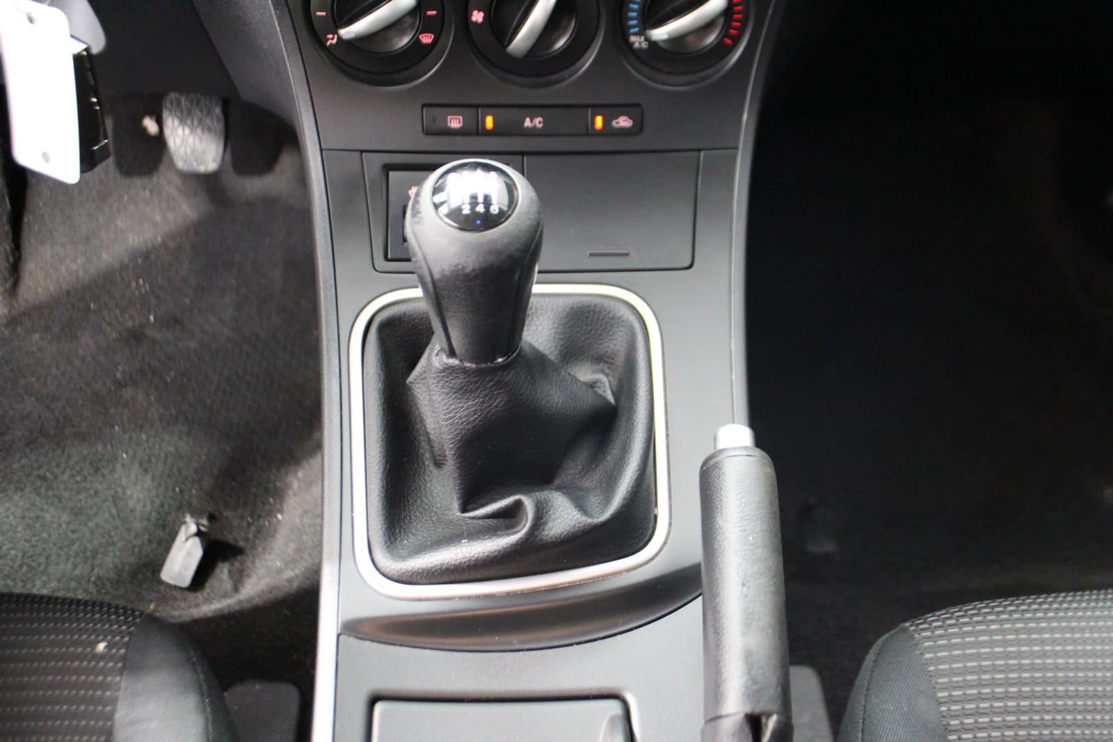 Mazda MAZDA3 2012 - Image 19