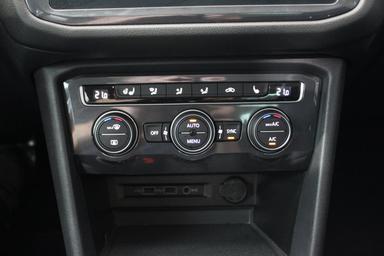 Volkswagen Tiguan 2020 - Thumbnail 25