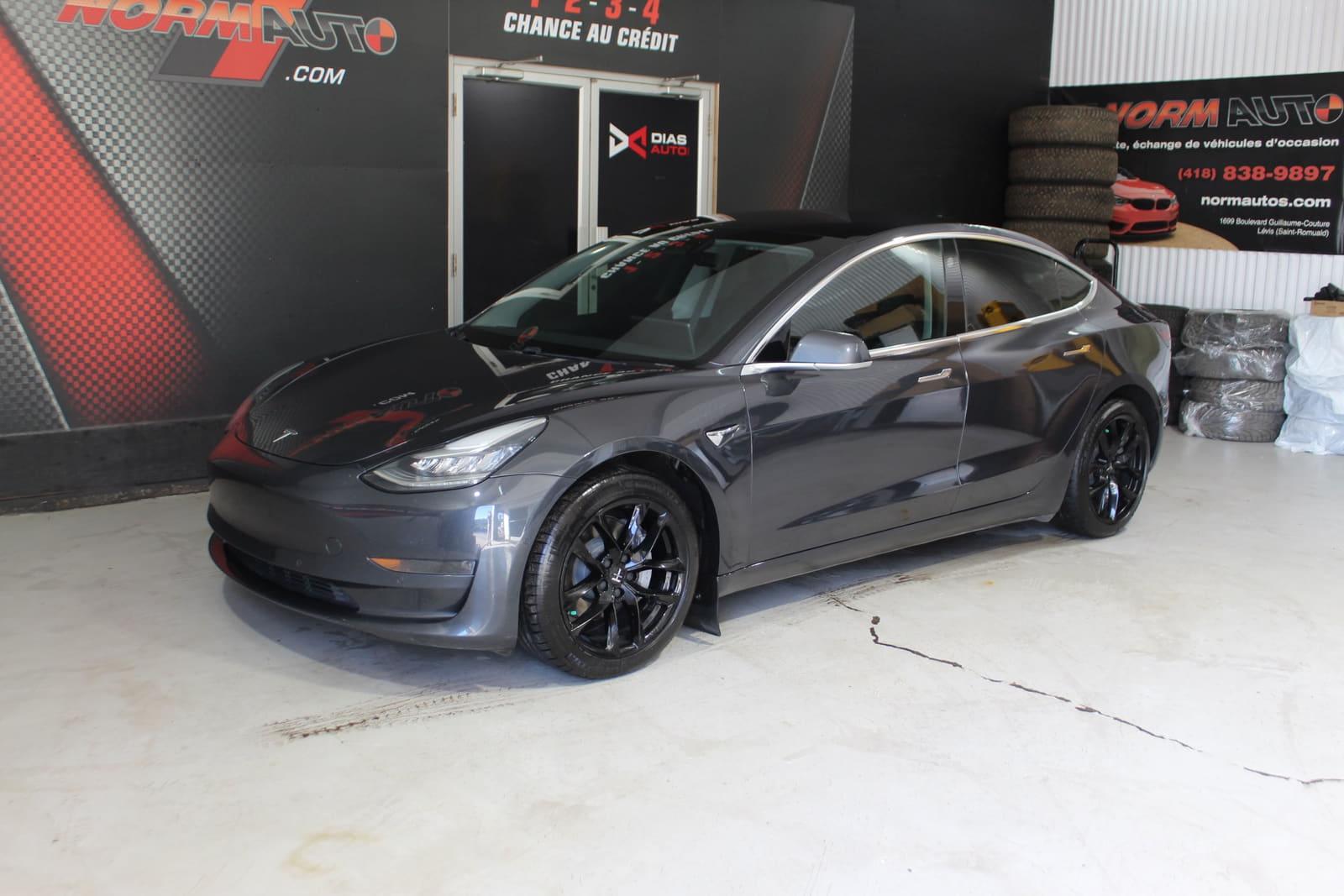 Tesla Model 3 2018 - Image 3