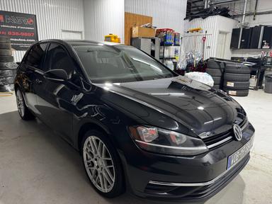 Volkswagen Golf 2019 - Thumbnail 3