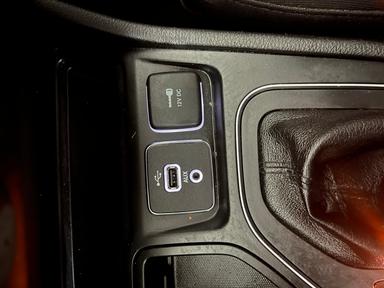 Jeep Cherokee 2019 - Thumbnail 15