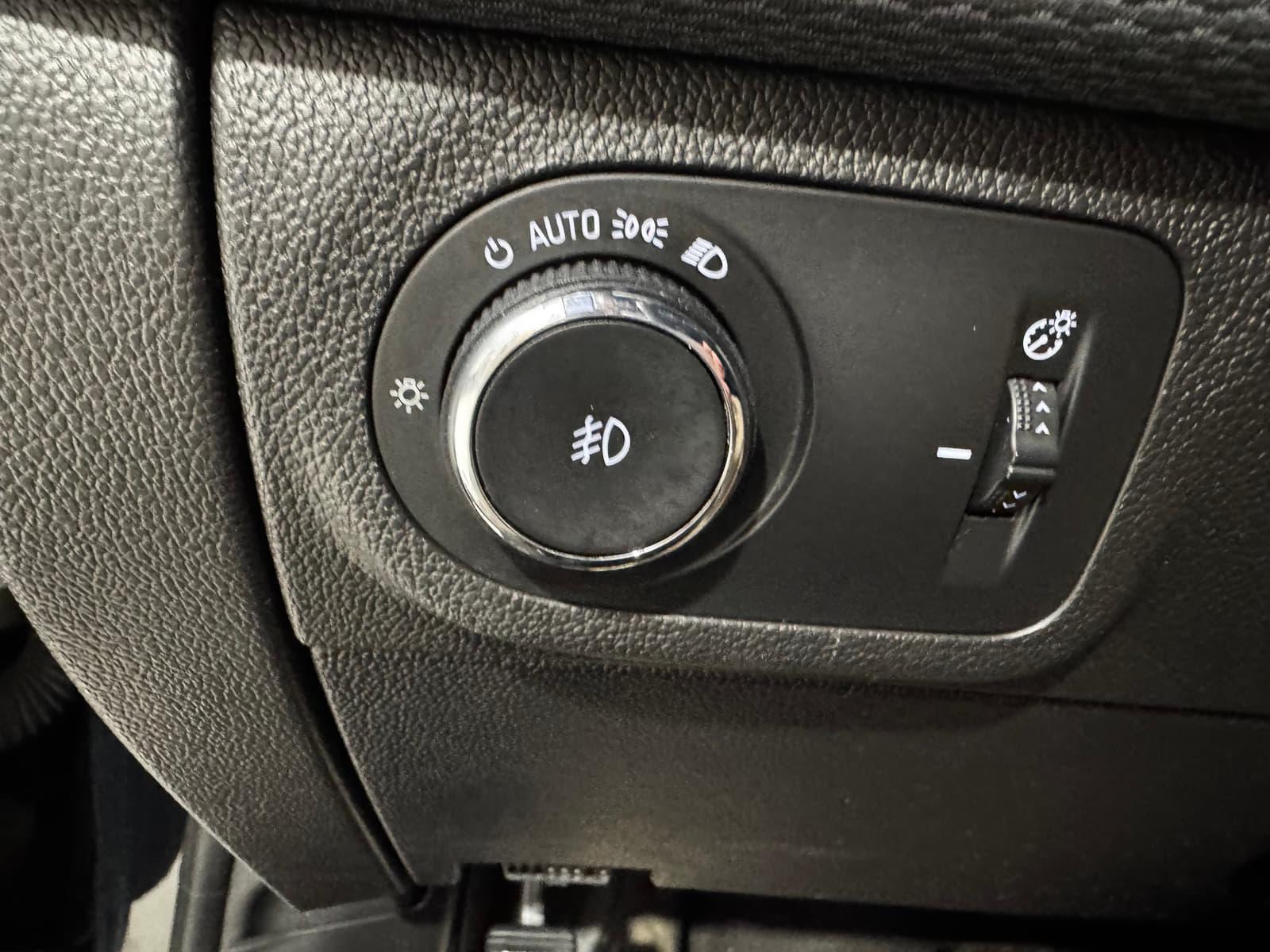 Chevrolet Cruze 2018 - Image 11