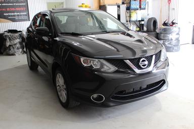 Nissan Qashqai 2017 - Thumbnail 5