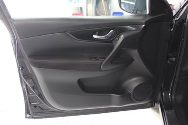 Nissan Qashqai 2017 - Thumbnail 11