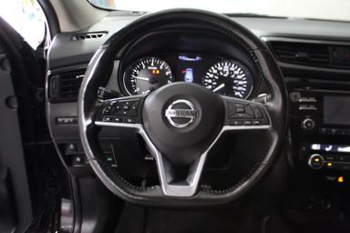 Nissan Qashqai 2017 - Thumbnail 16