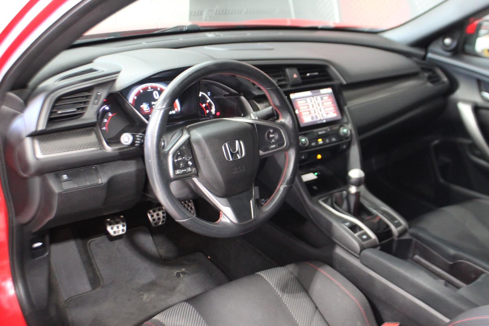 Honda Civic Si 2018 - Image 12