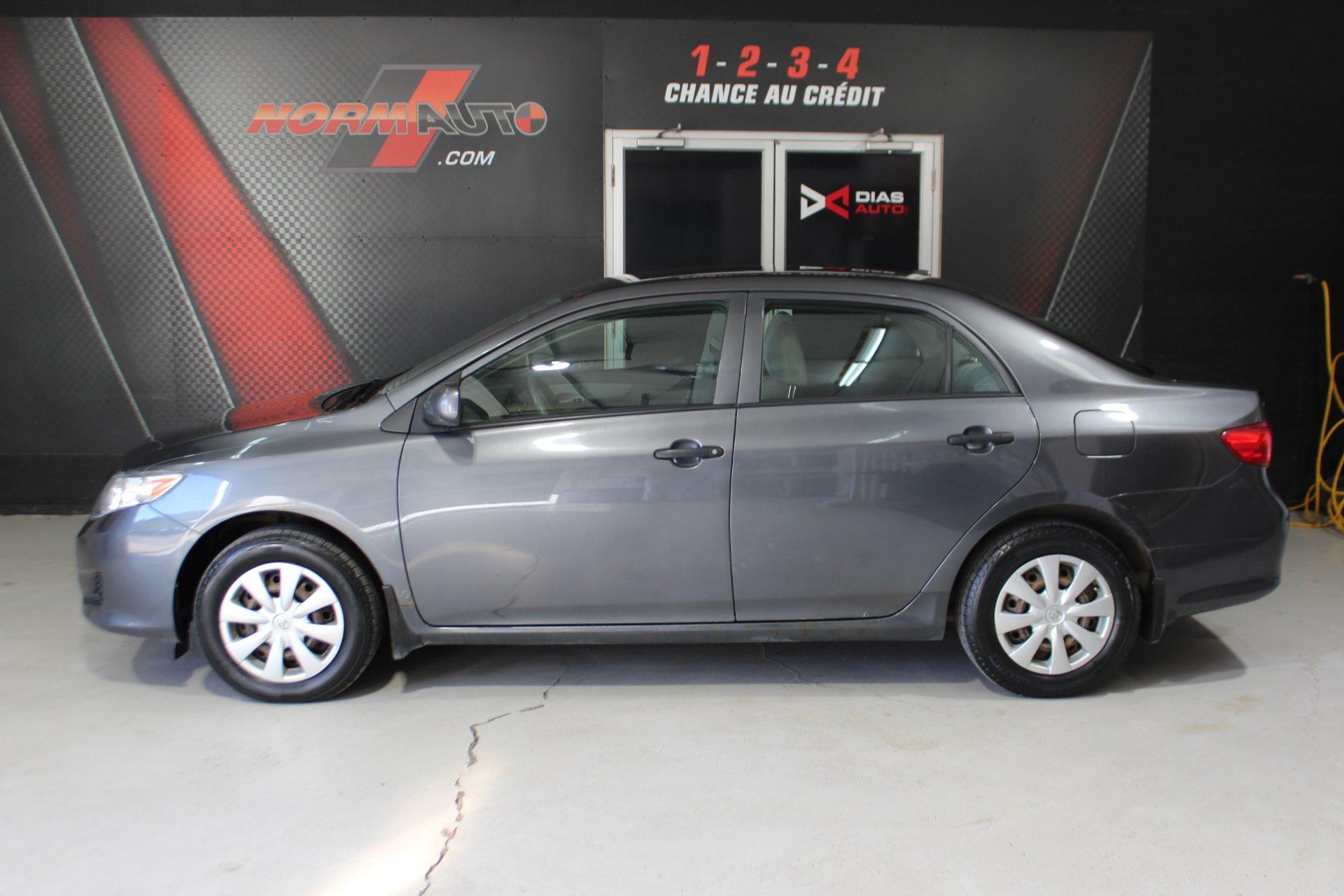Toyota Corolla 2010 - Image 1