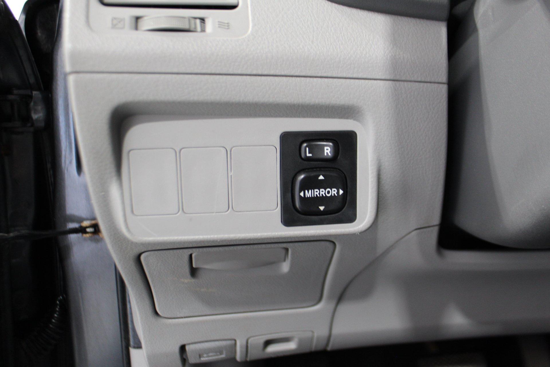 Toyota Corolla 2010 - Image 11