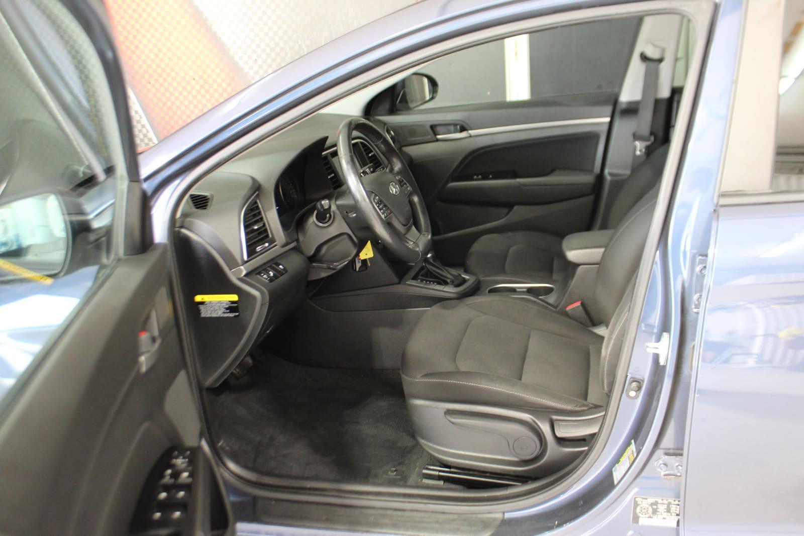 Hyundai Elantra 2018 - Image 10