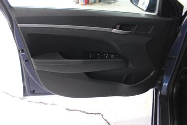 Hyundai Elantra 2018 - Thumbnail 9