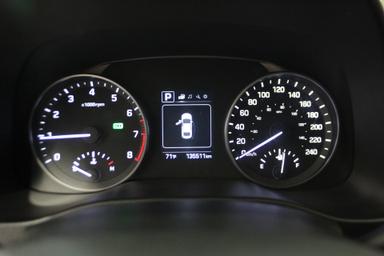 Hyundai Elantra 2018 - Thumbnail 16