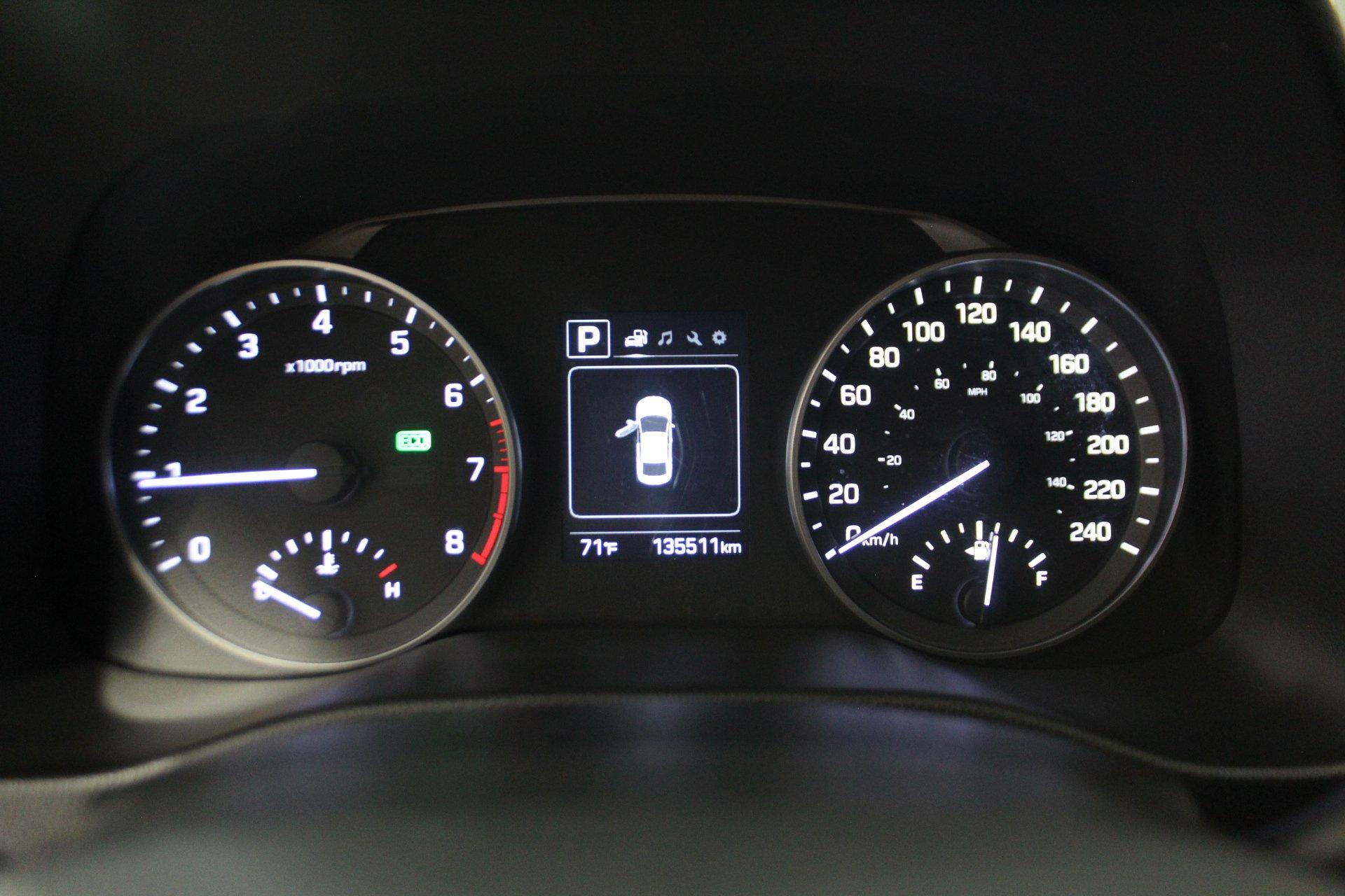 Hyundai Elantra 2018 - Image 16