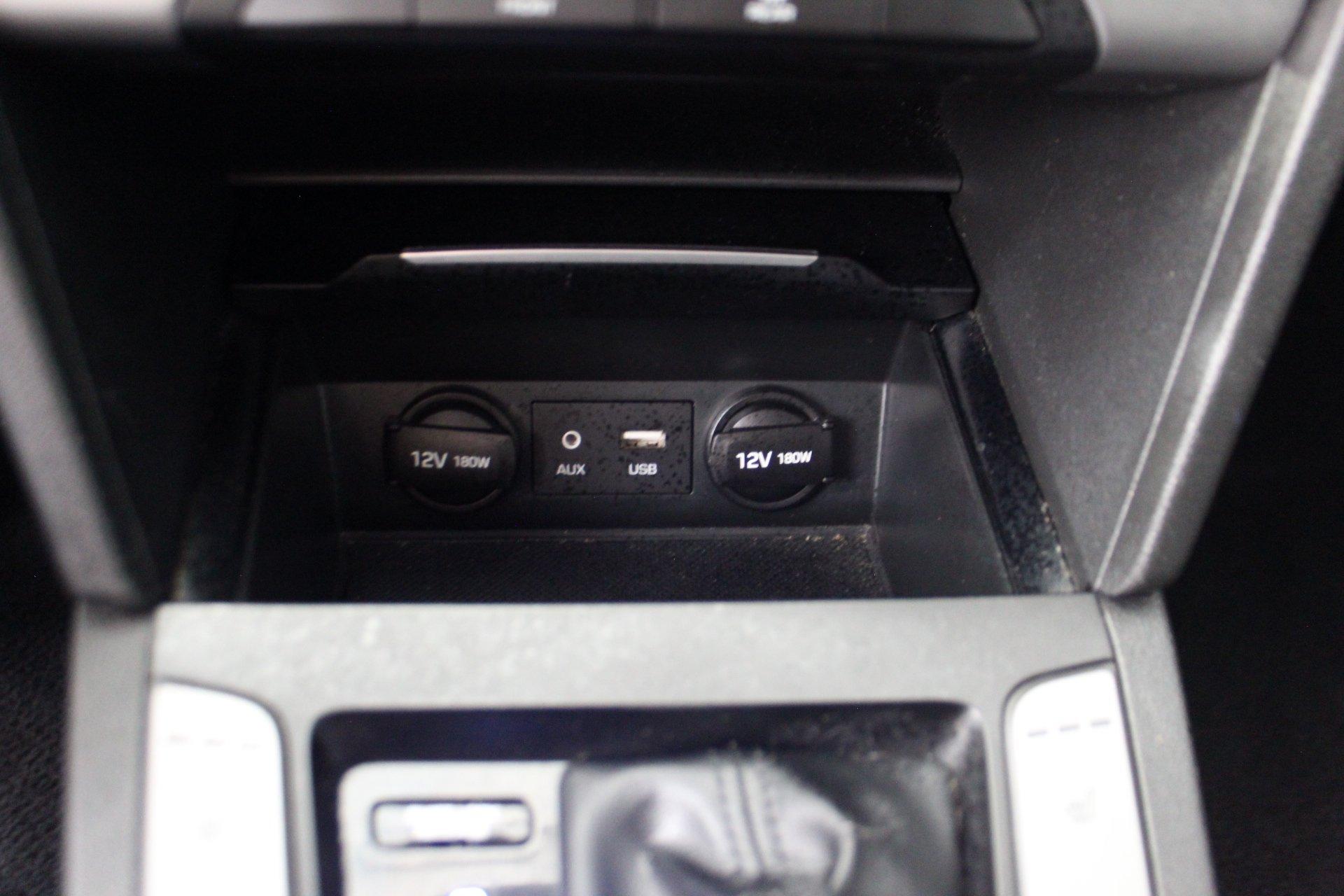 Hyundai Elantra 2018 - Image 21