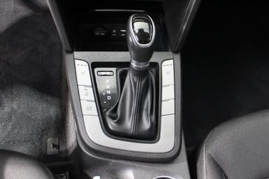 Hyundai Elantra 2018 - Thumbnail 22