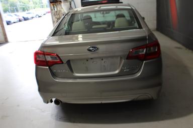 Subaru Legacy 2017 - Thumbnail 6