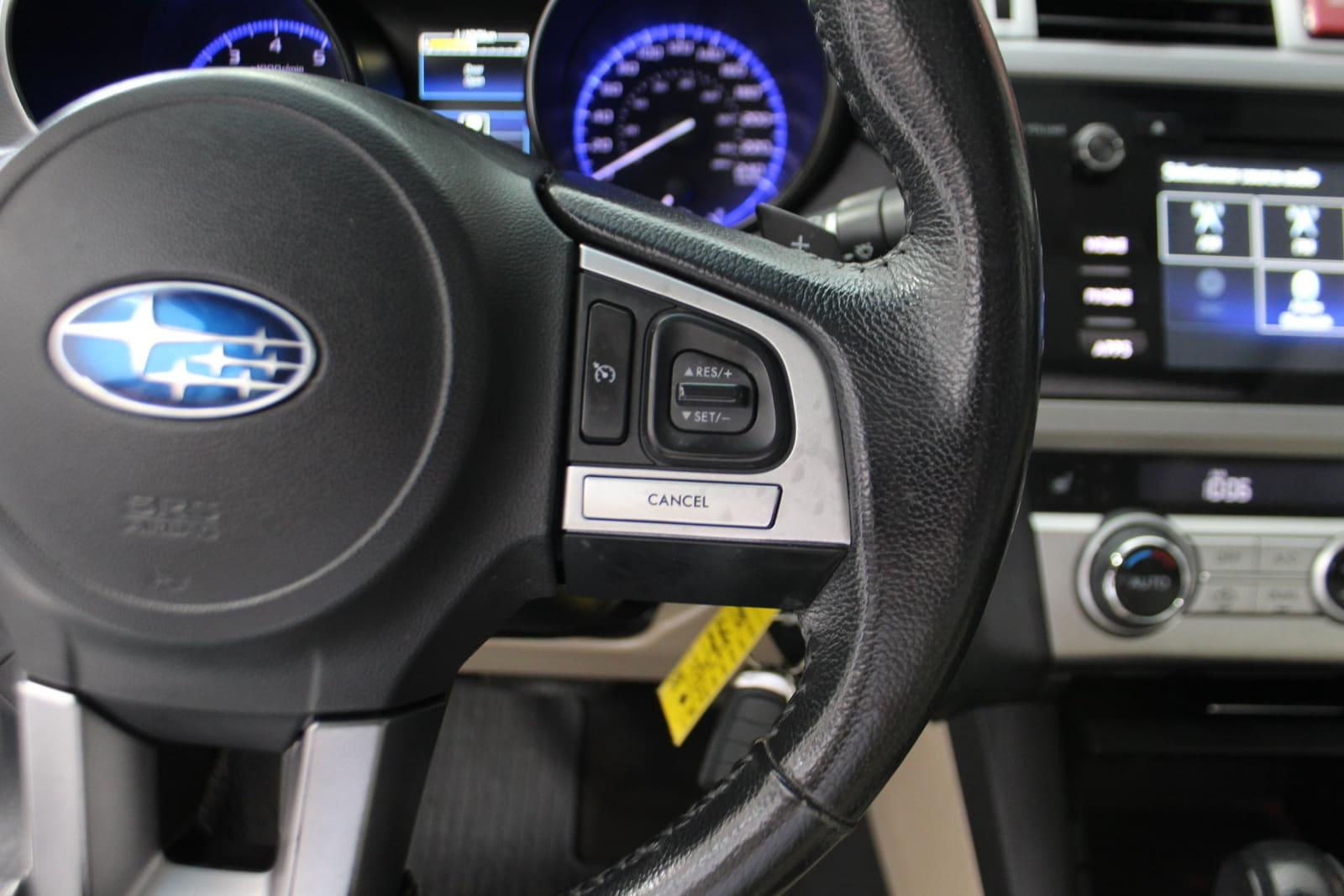 Subaru Legacy 2017 - Image 18