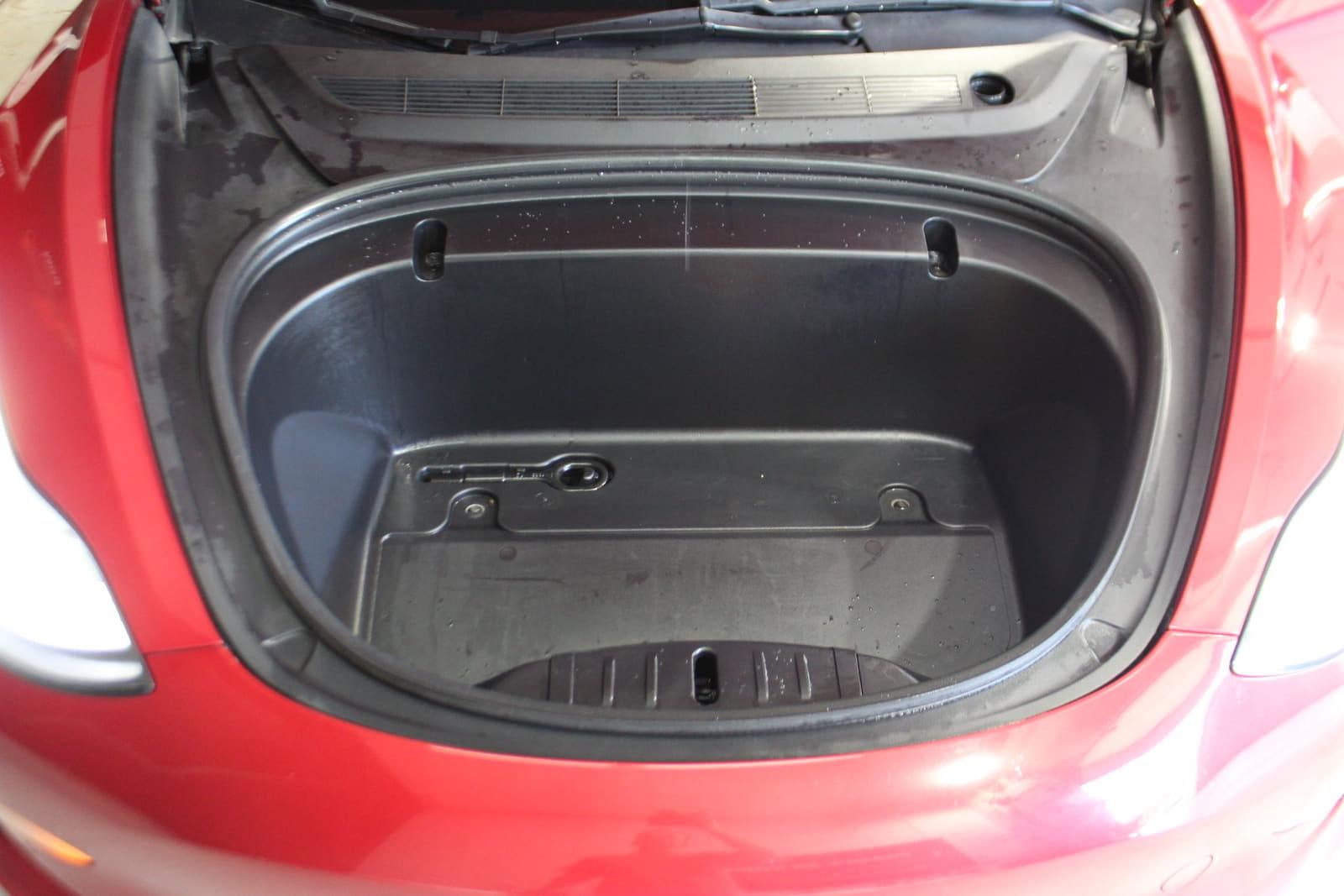 Tesla Model 3 2020 - Image 22