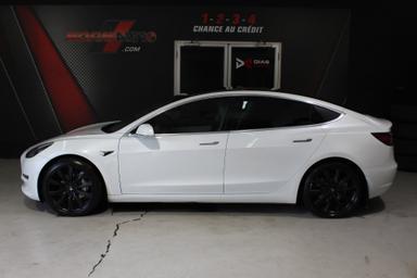 Tesla Model 3 2020 - Thumbnail 1