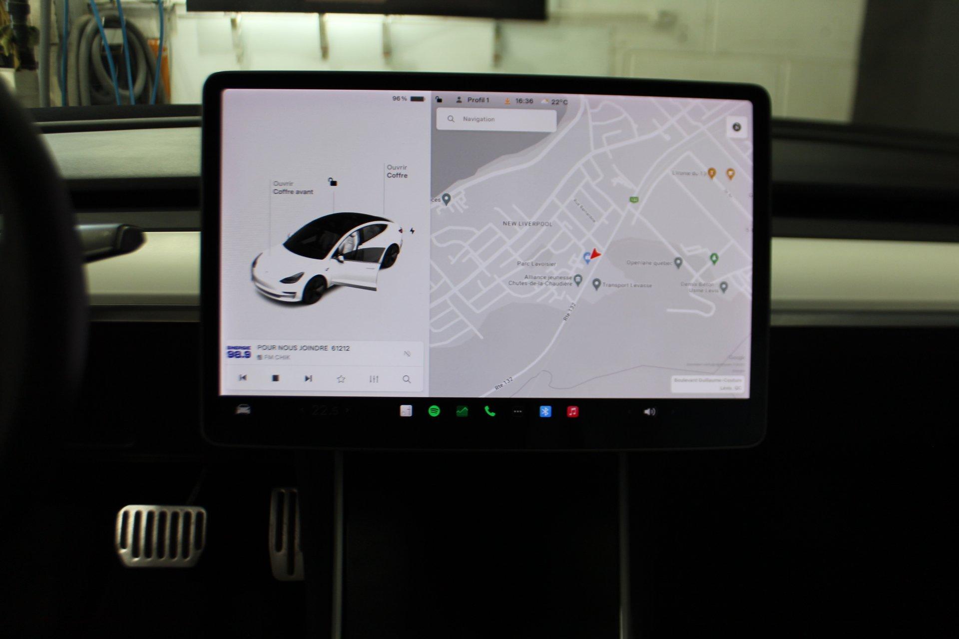 Tesla Model 3 2020 - Image 16