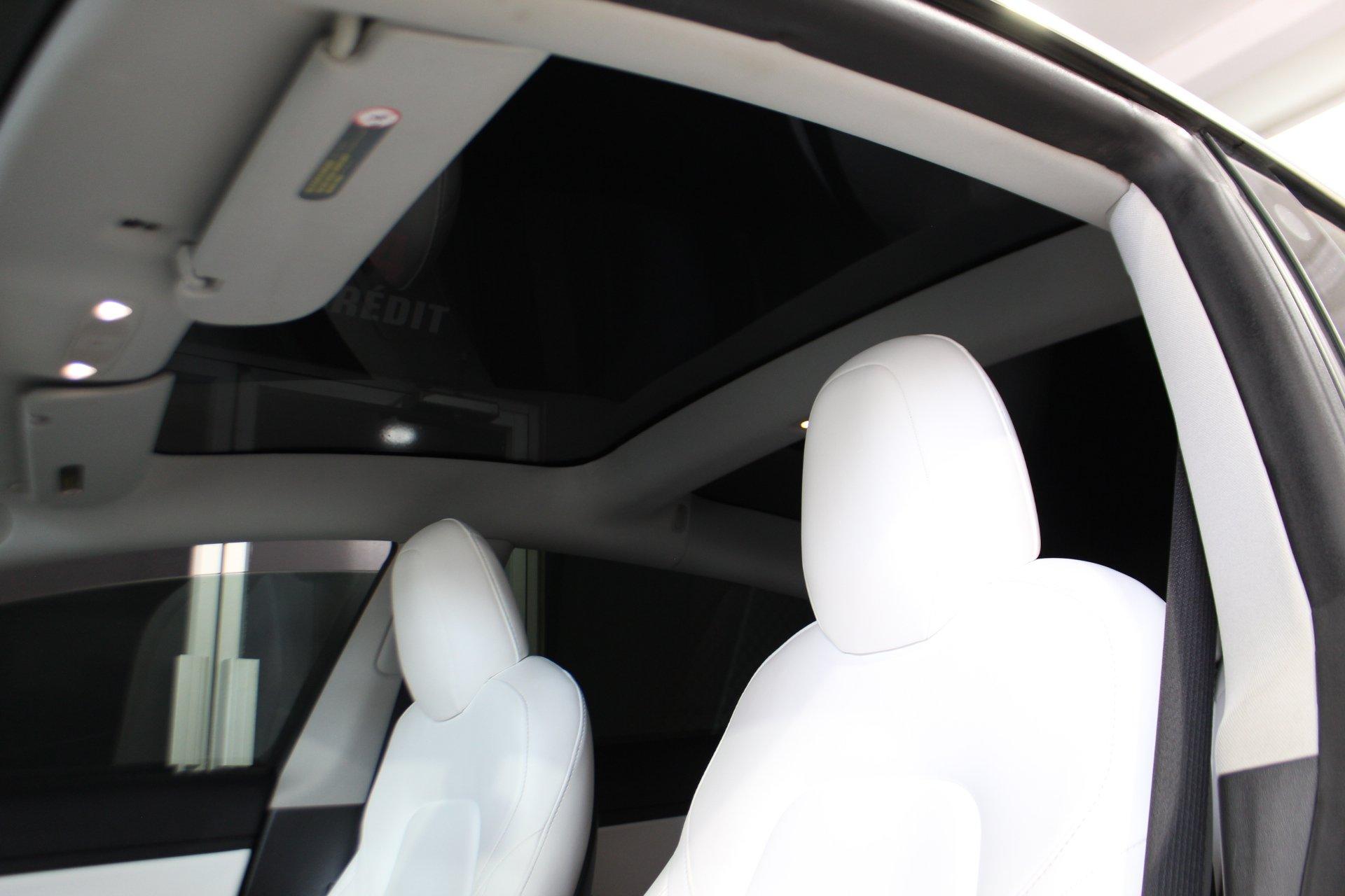 Tesla Model 3 2020 - Image 22