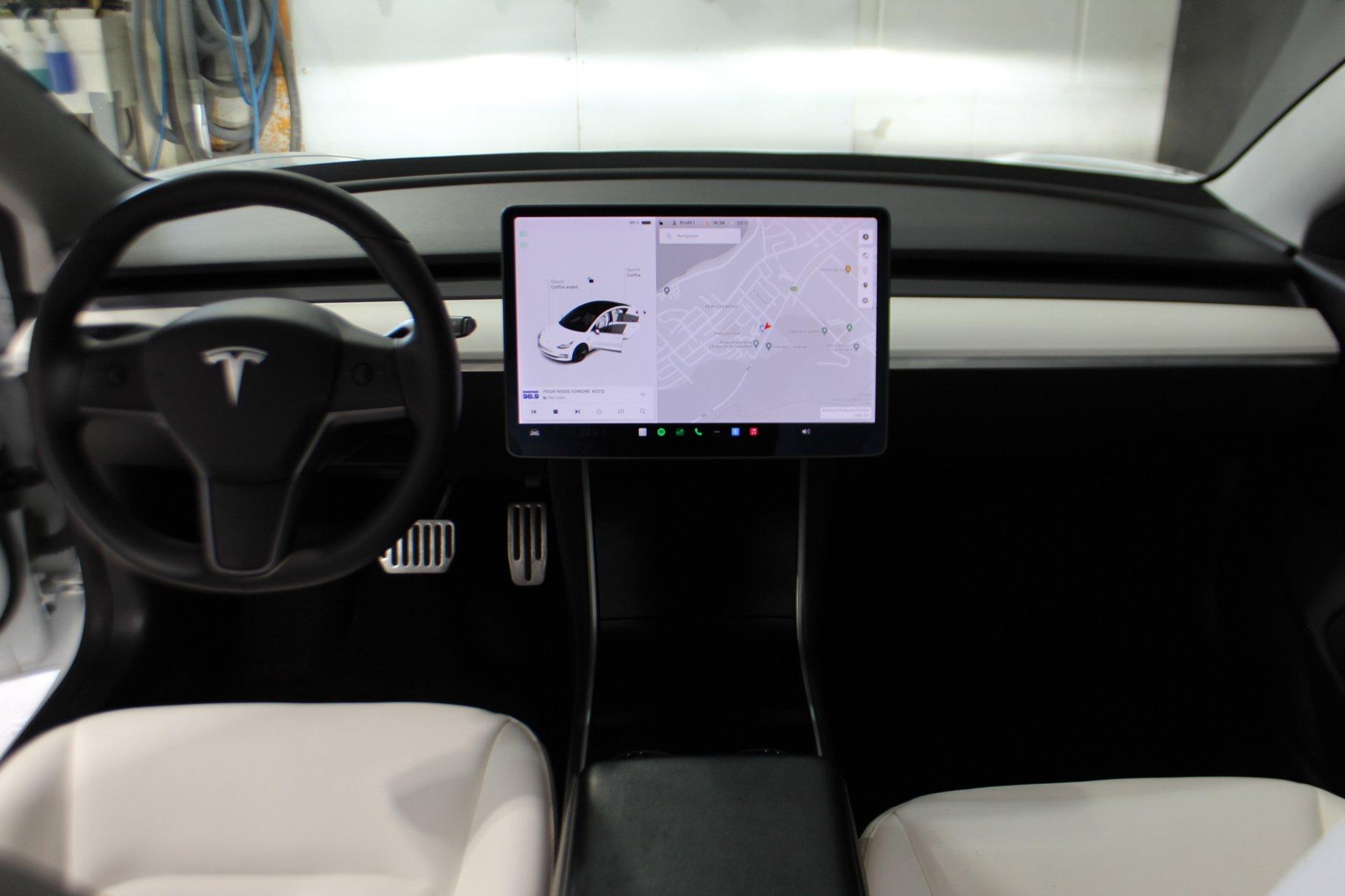 Tesla Model 3 2020 - Image 24