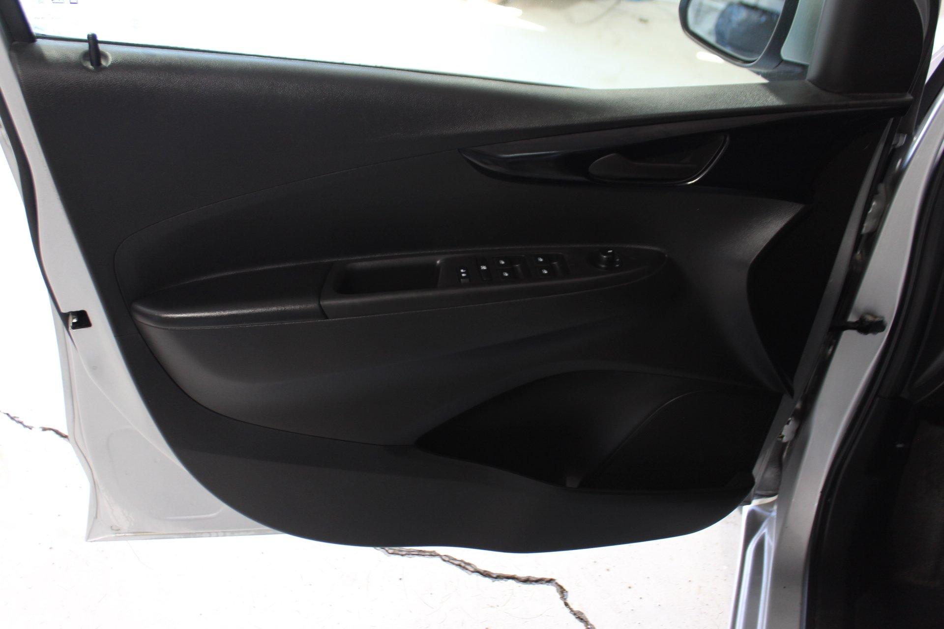 Chevrolet Spark 2018 - Image 10