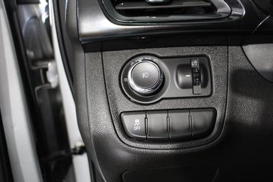 Chevrolet Spark 2018 - Thumbnail 12