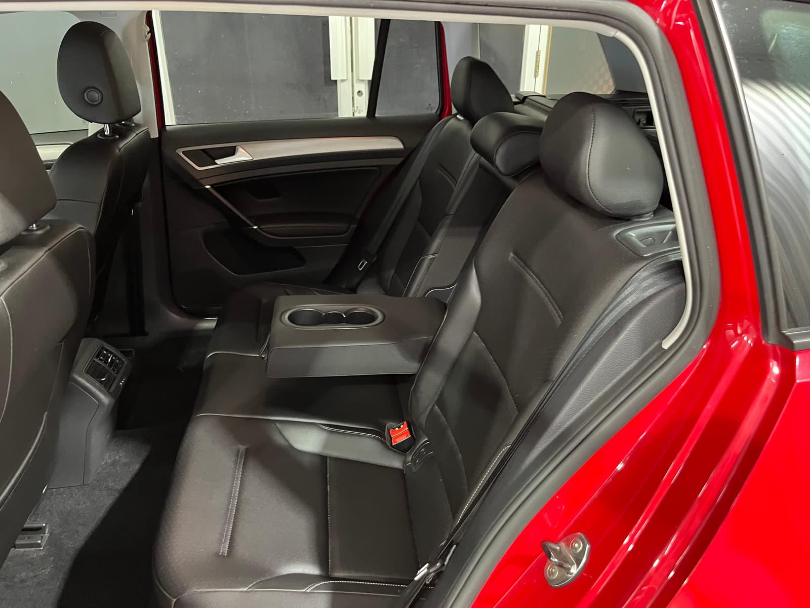 Volkswagen Golf SportWagen 2017 - Image 8