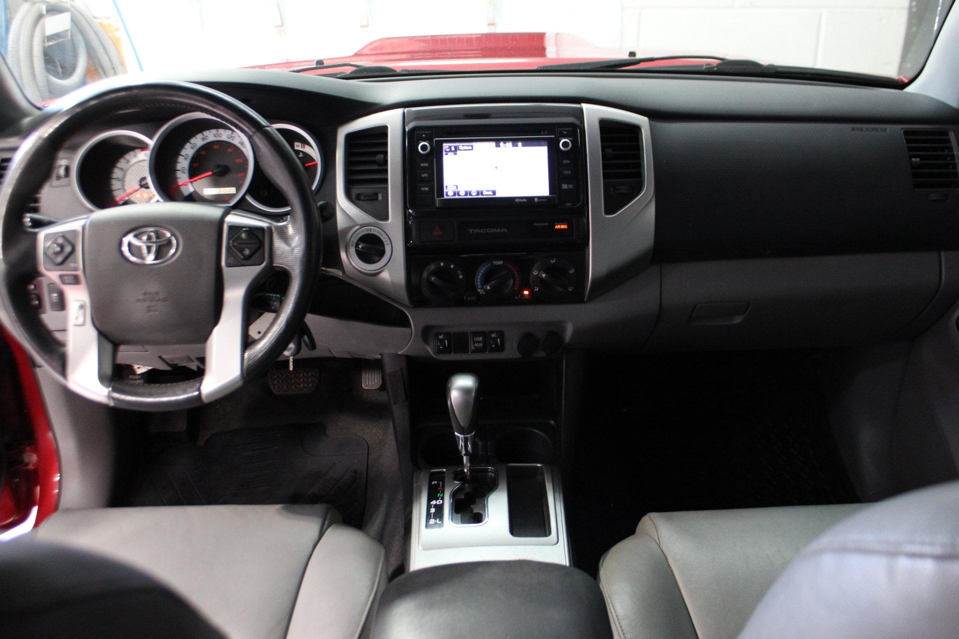 Toyota Tacoma 2015 - Image 13