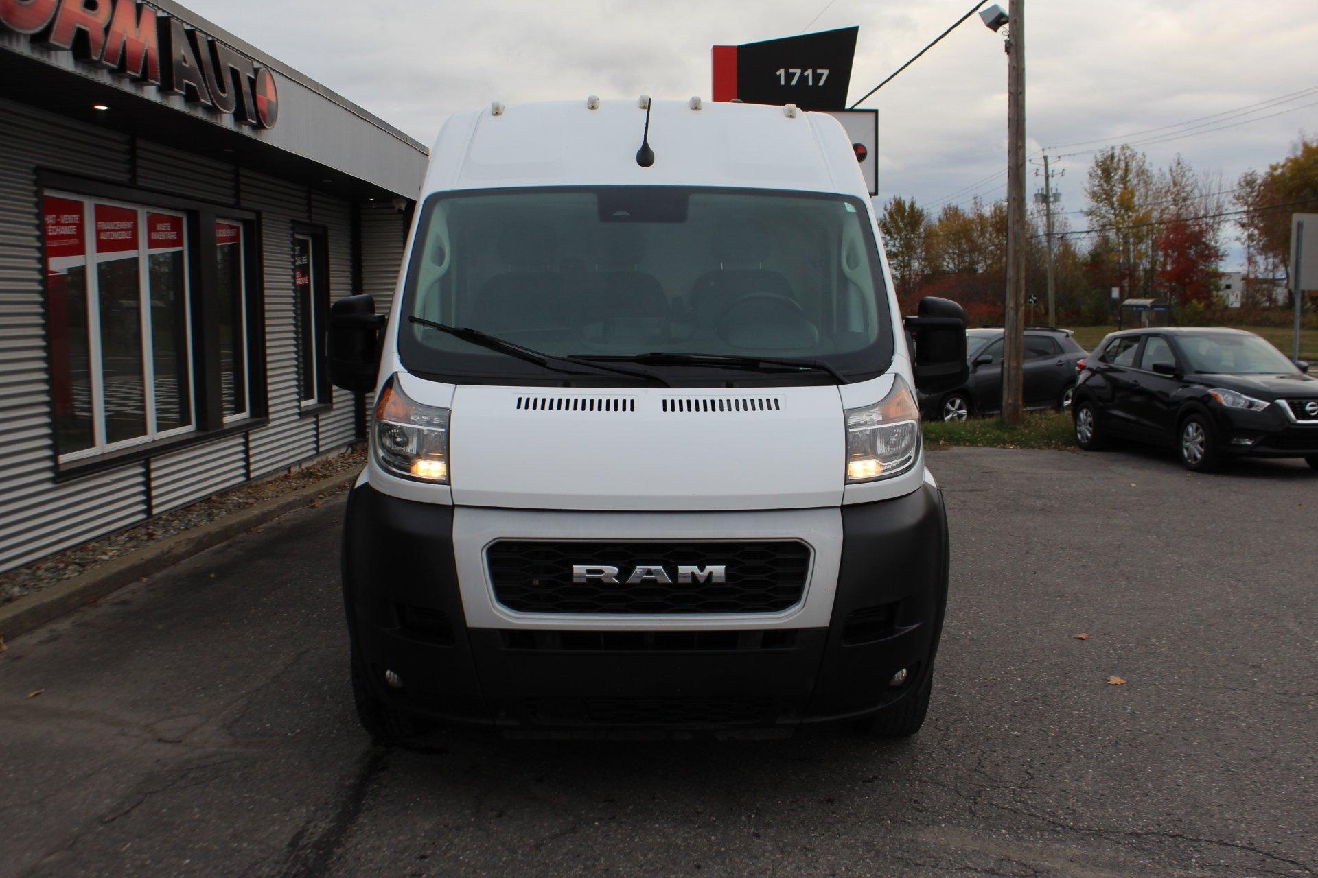 Ram ProMaster Cargo Van 2022 - Image 4