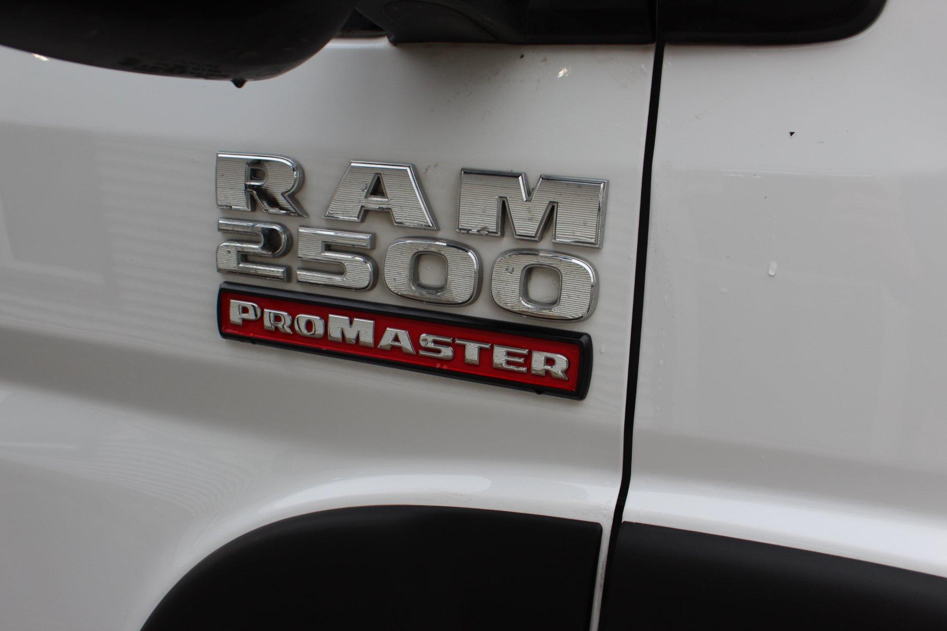Ram ProMaster Cargo Van 2022 - Image 6