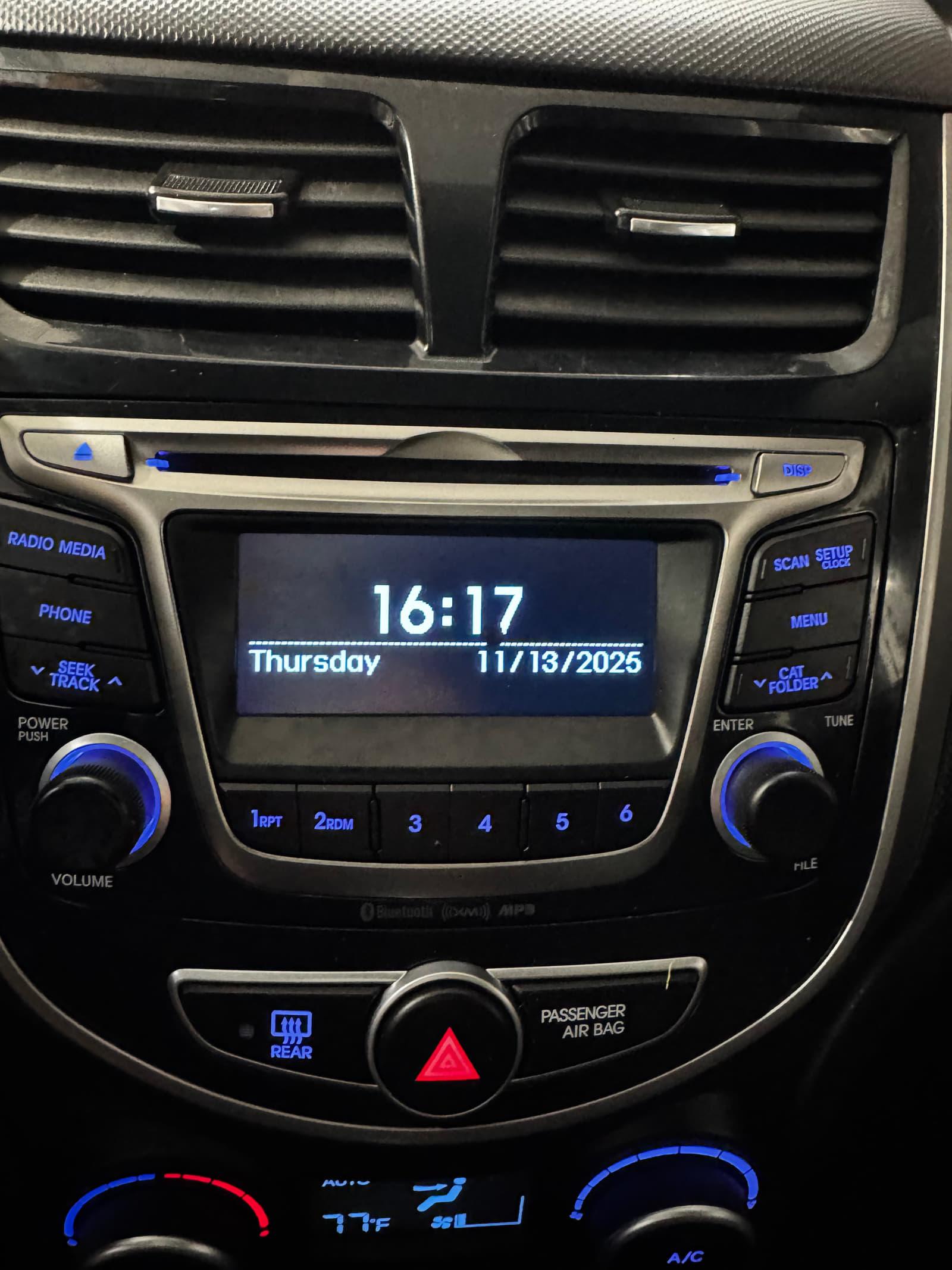 Hyundai Accent 2017 - Image 14