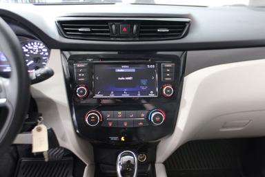 Nissan Qashqai 2021 - Thumbnail 18