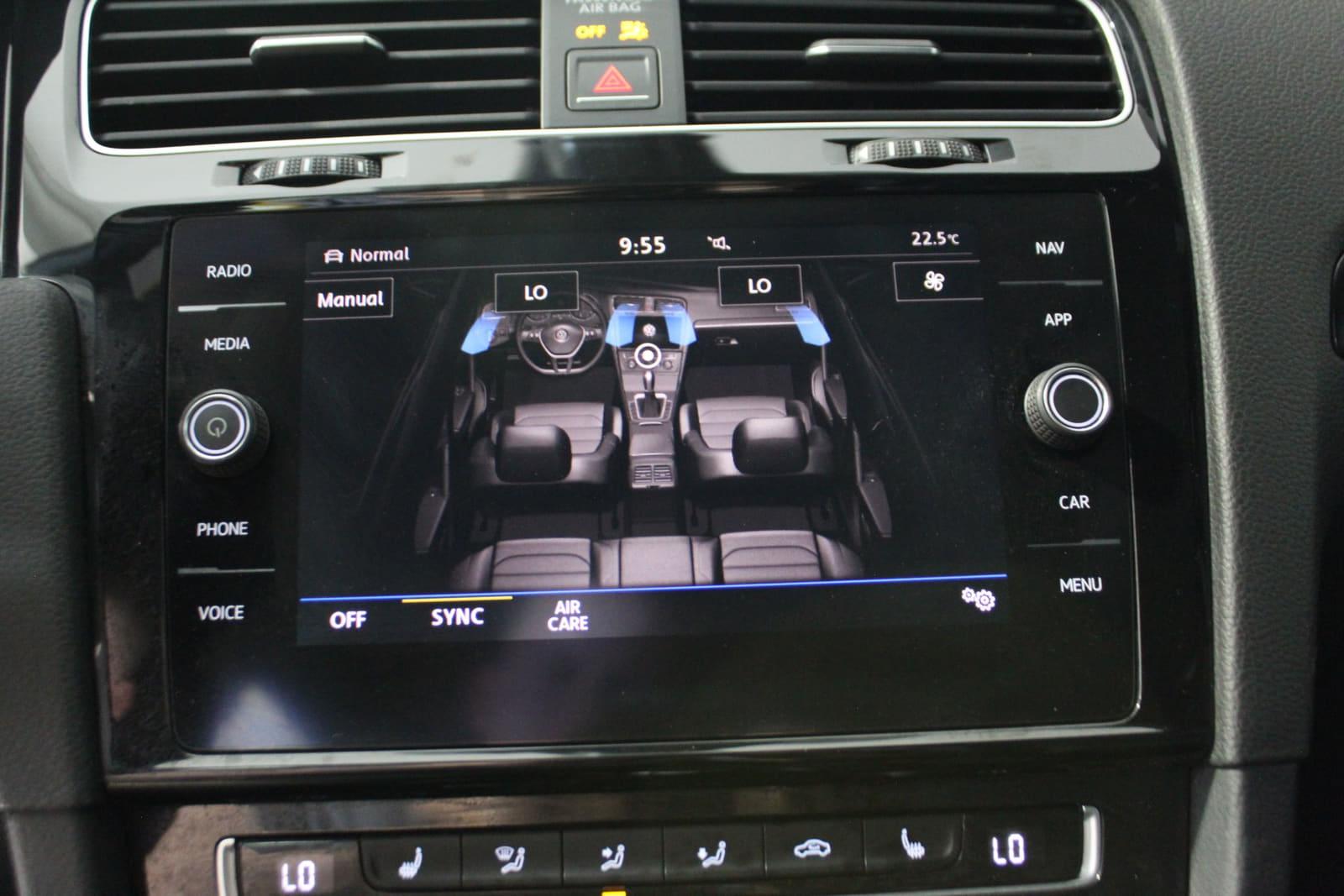 Volkswagen Golf R 2018 - Image 21