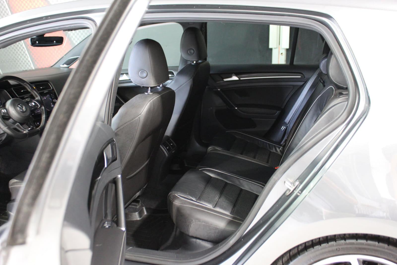 Volkswagen Golf R 2018 - Image 26