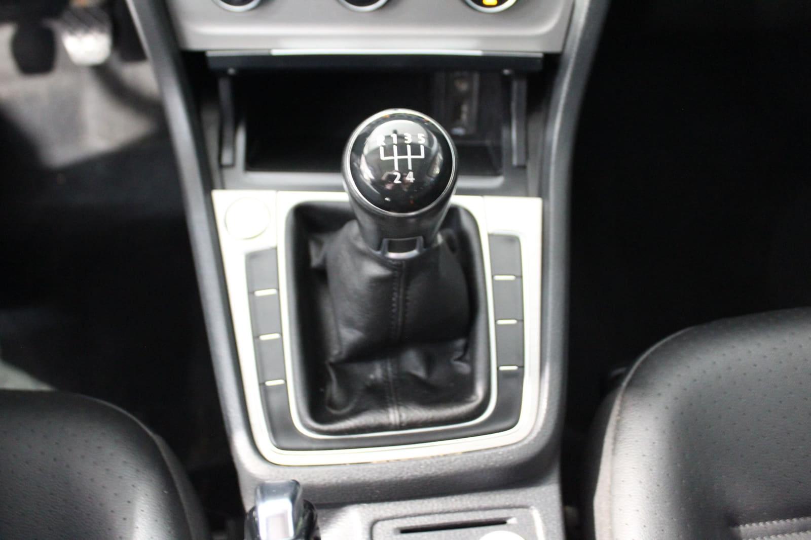 Volkswagen Golf 2016 - Image 22