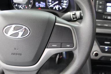 Hyundai Elantra 2018 - Thumbnail 15