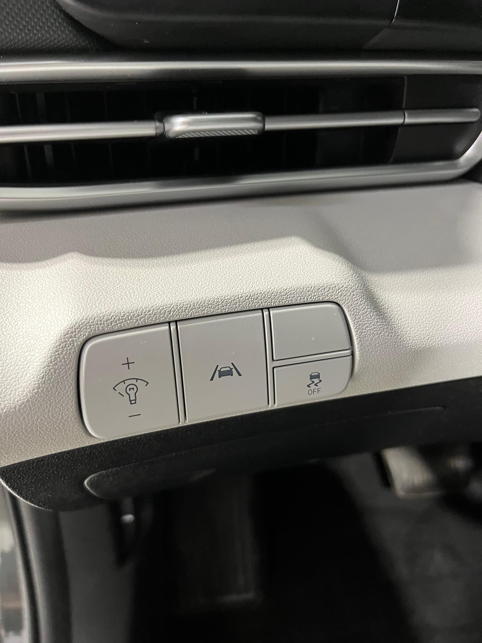 Hyundai Elantra 2021 - Image 10