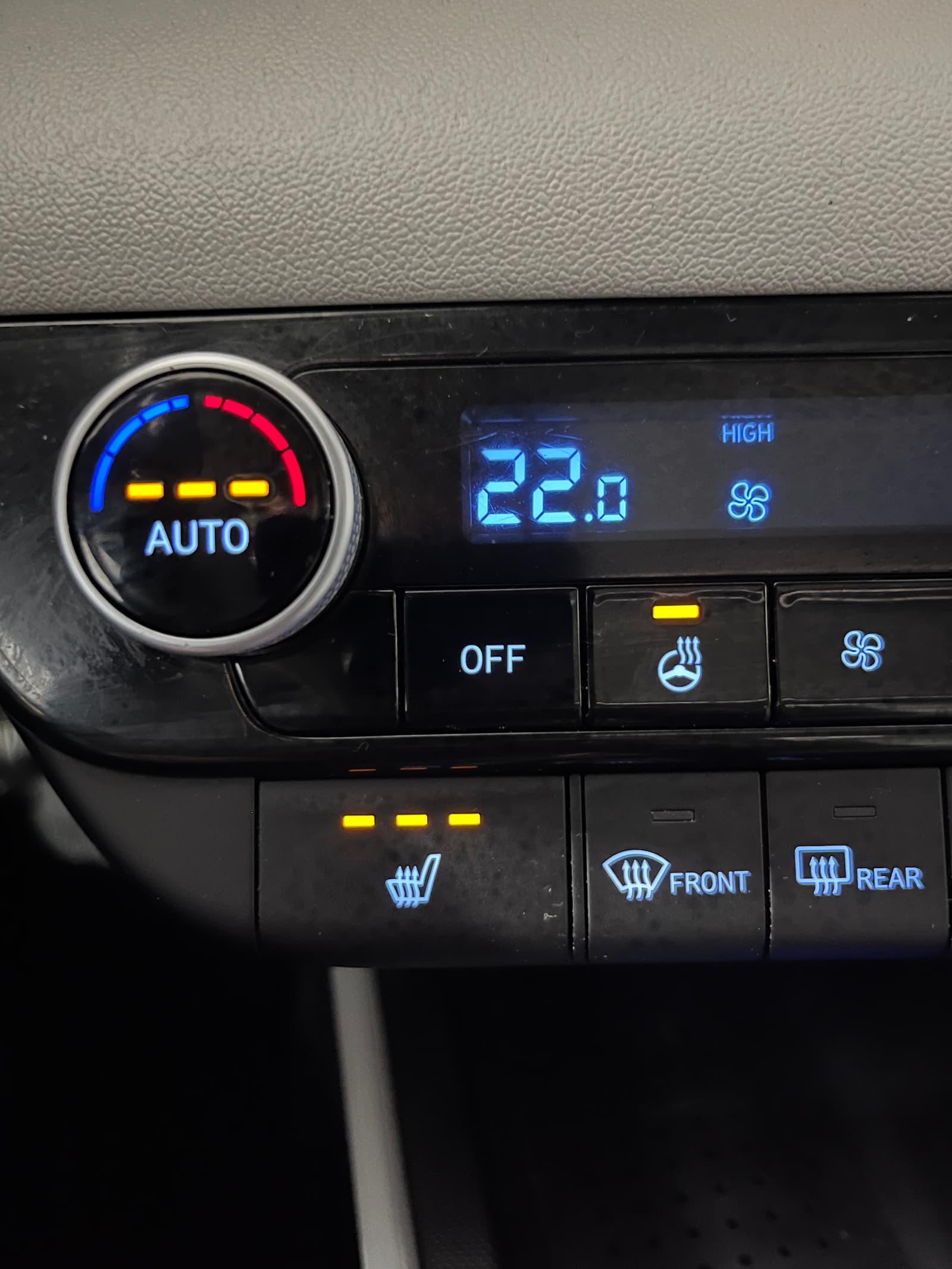 Hyundai Elantra 2021 - Image 19