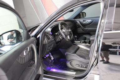 Infiniti QX70 2016 - Thumbnail 10
