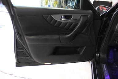 Infiniti QX70 2016 - Thumbnail 9