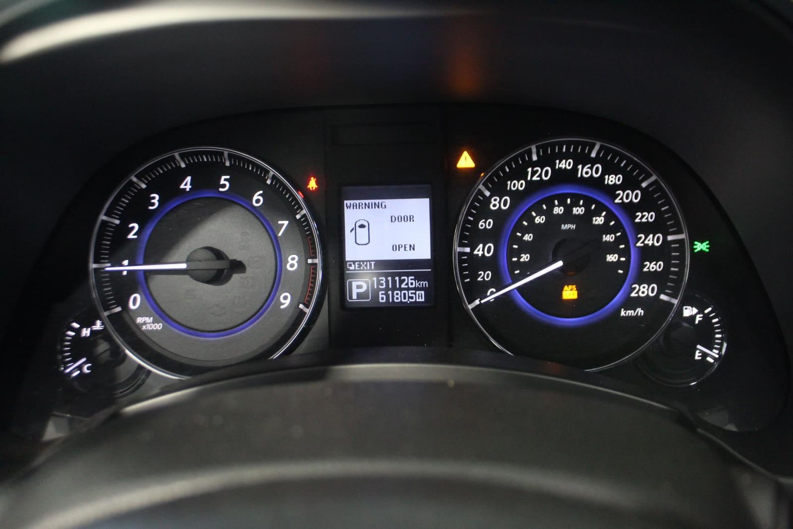 Infiniti QX70 2016 - Image 18