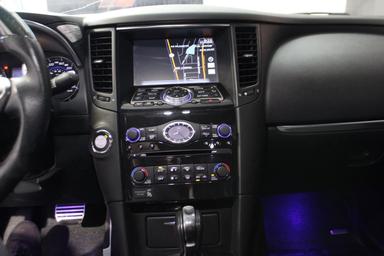 Infiniti QX70 2016 - Thumbnail 19