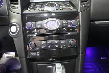 Infiniti QX70 2016 - Thumbnail 22