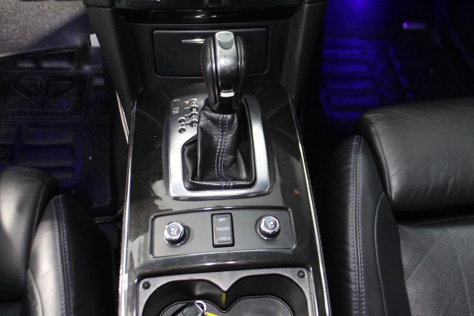 Infiniti QX70 2016 - Image 23