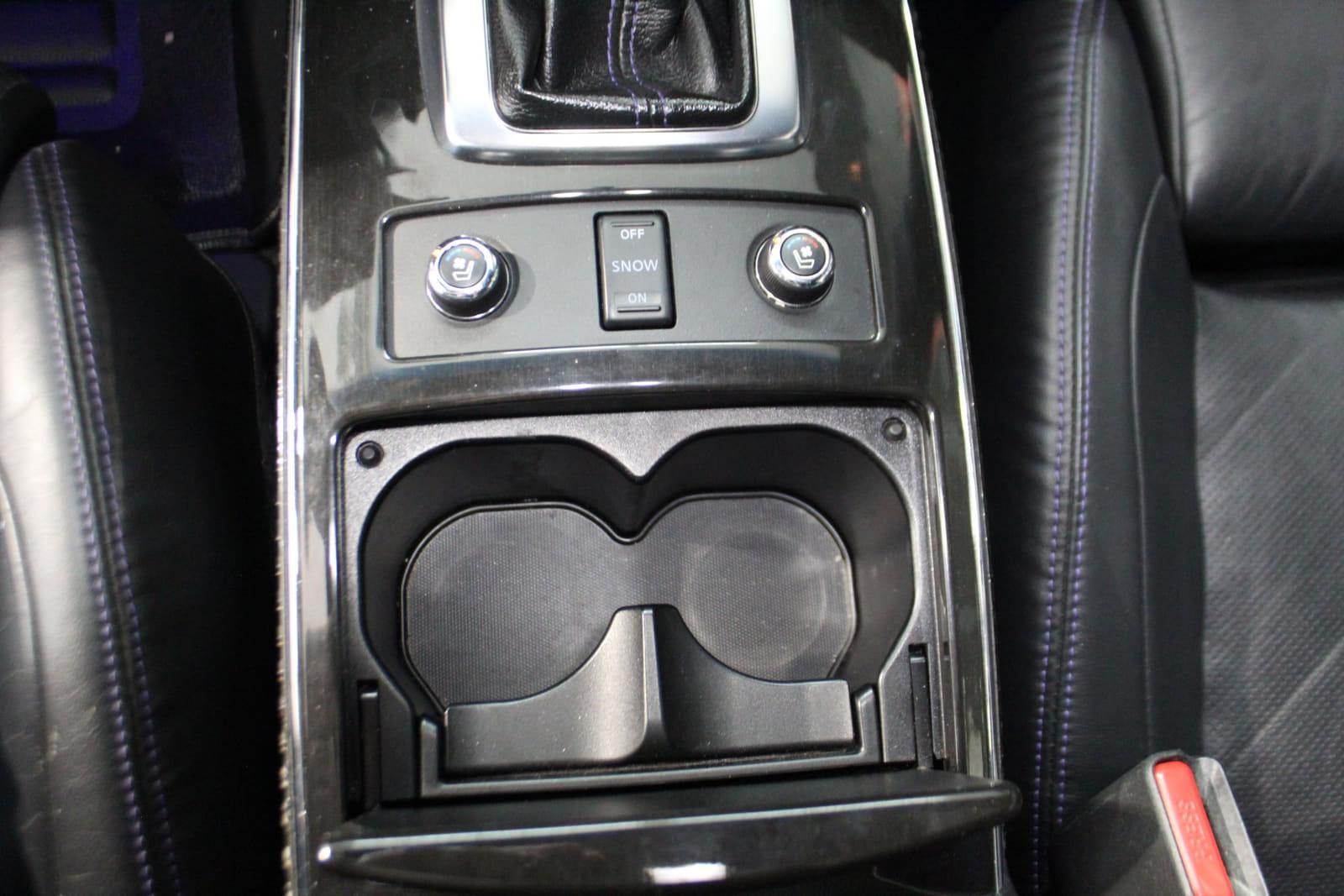 Infiniti QX70 2016 - Image 25