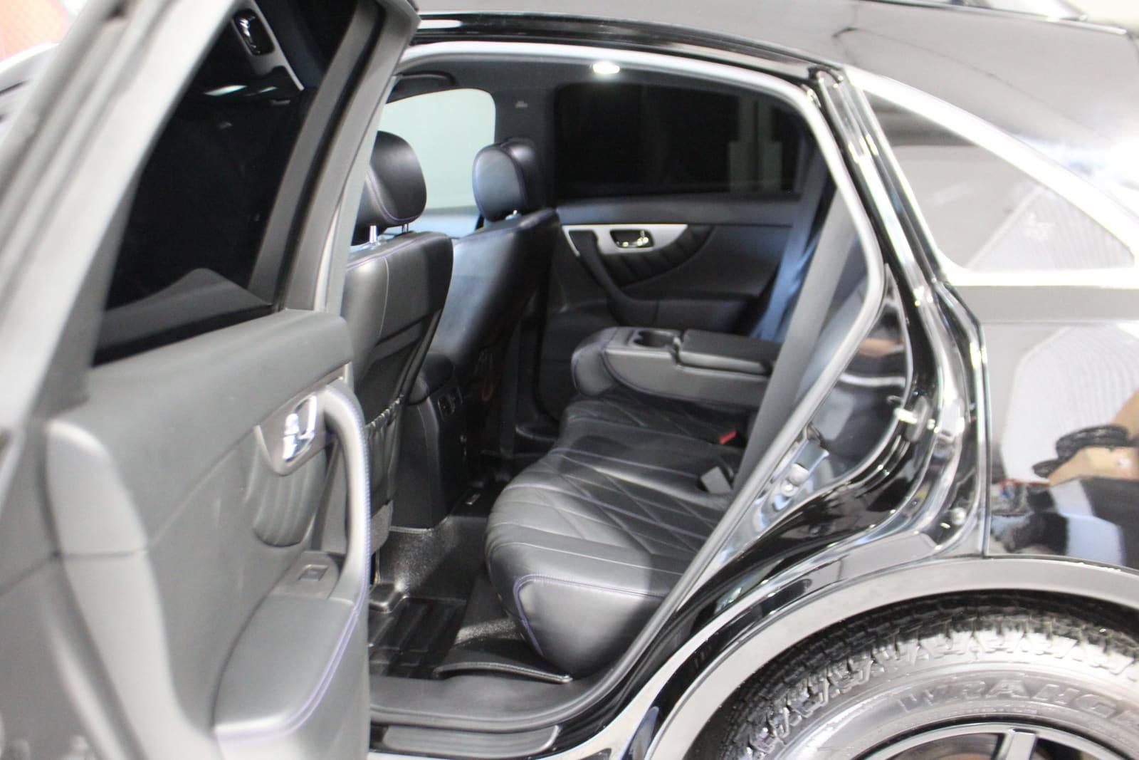 Infiniti QX70 2016 - Image 26