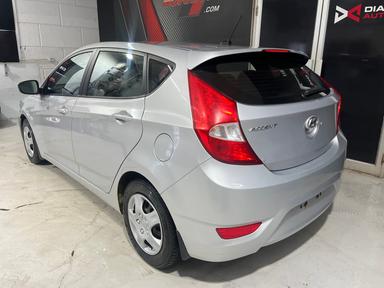 Hyundai Accent 2016 - Thumbnail 5