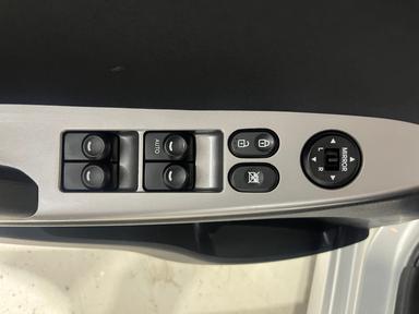 Hyundai Accent 2016 - Thumbnail 9