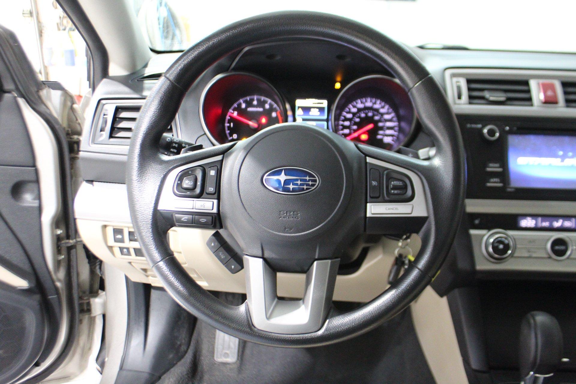 Subaru Legacy 2015 - Image 14
